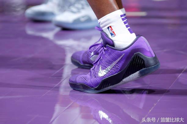 月球漫步者致敬迈克尔-杰克逊！10月9日NBA球鞋赏析