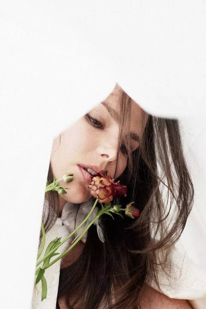 穿蓝色衣服的超模,顶级超模露脐装