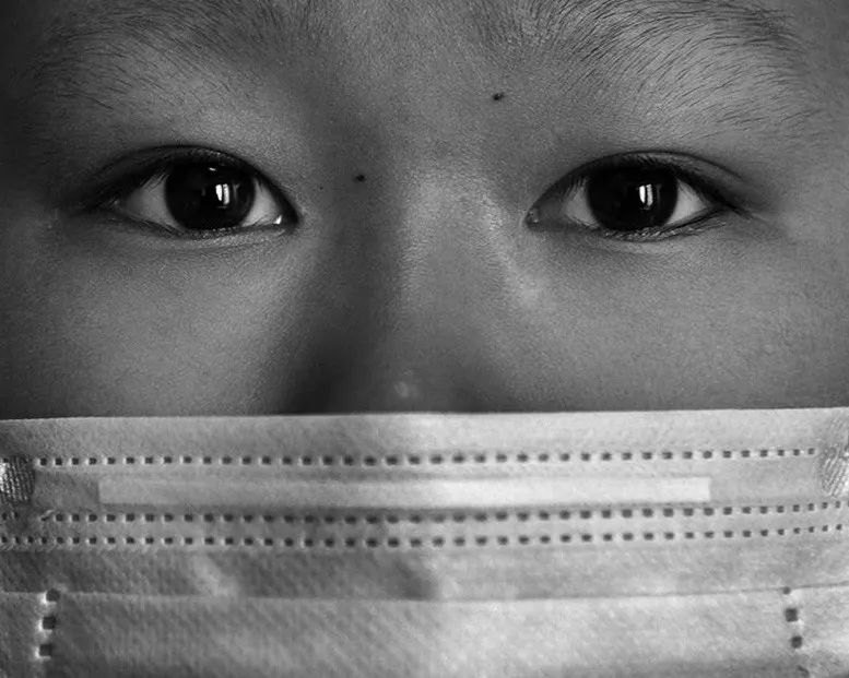 甲醛释放期长达15年！欧美家庭必备的10秒除甲醛神器，只需一放，效果比活性炭强1000倍