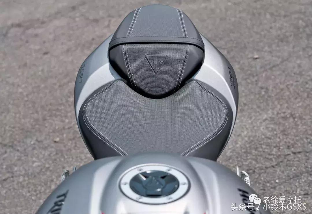 凯旋streettriple765rs评测,凯旋765rs新老款对比