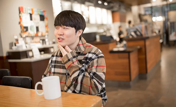 s8韩国赛后采访rookie,rookie接受韩媒采访