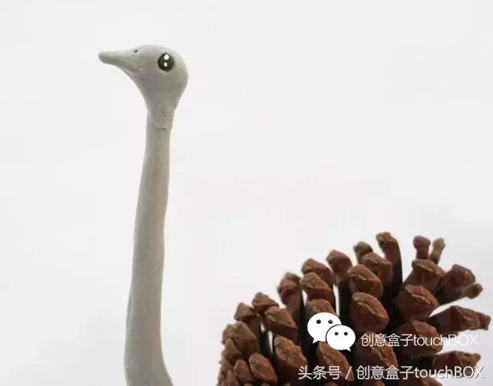 松果装饰造型图片,秋天的装饰品有哪些