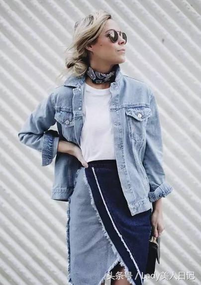 牛仔外套怎么穿出青春感,牛仔外套怎么穿才刚刚好