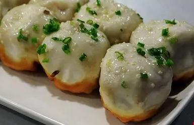 蟹黄汤包包子皮的做法,灌汤包水煎包的做法全过程