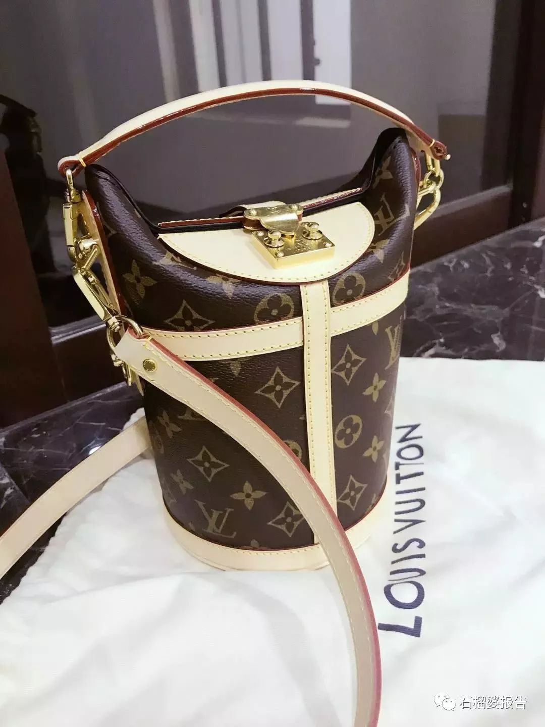 春季必买包包,买大牌包包的意义