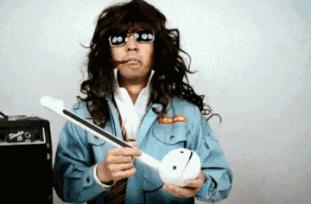 会“鼓掌“的机器人，无风而动的“麦田”……深圳国际创客周上好玩有趣的都在这儿！