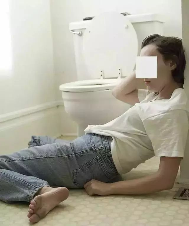 吸毒真实案例花季少女,吸毒冰妹子