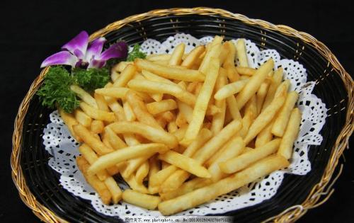 炸薯条千万不要直接下油锅,炸薯条要不要焯一下水