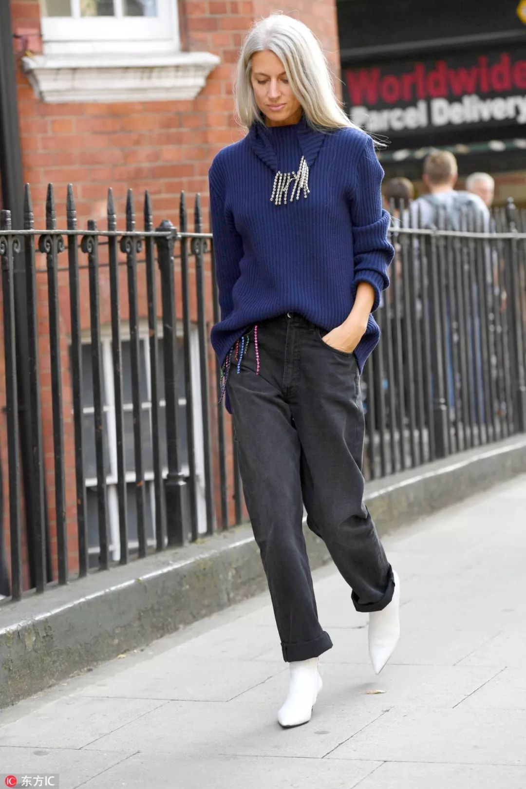 每天解锁一个新妆面,每天解锁一项变美技能