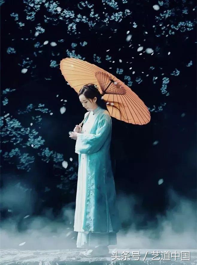 最触动心灵的十首诗词,9首打动人心的经典诗词