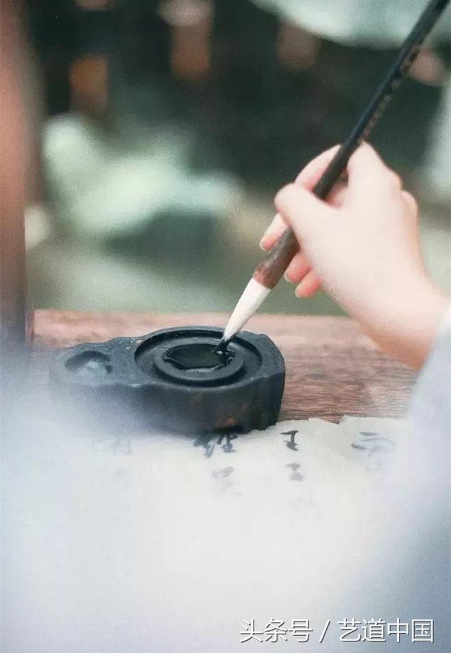 最触动心灵的十首诗词,9首打动人心的经典诗词