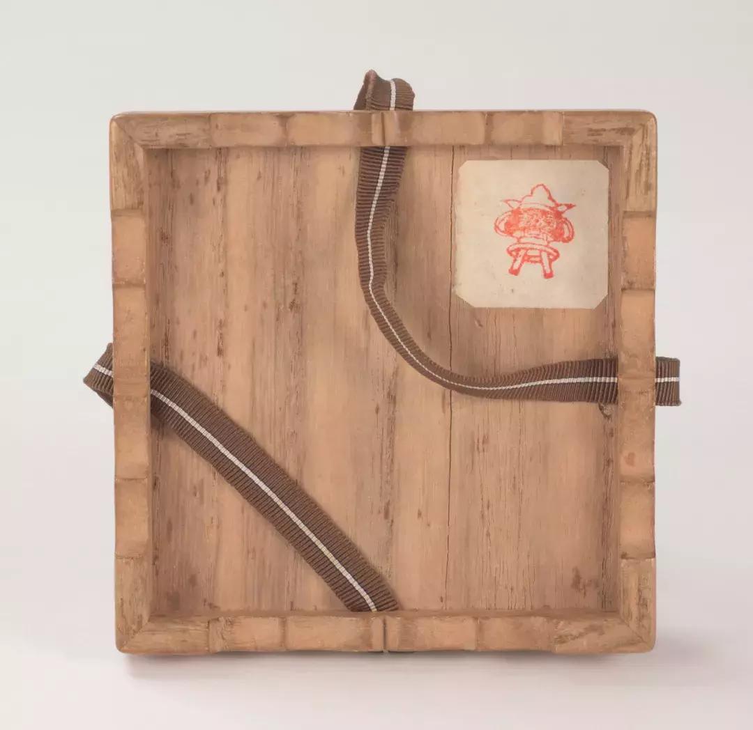 日本瓷器人间国宝拍卖,日本拍卖国宝价格表