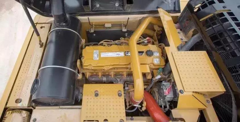 买二手挖机注意十大忠告,买二手挖机注意事项及流程