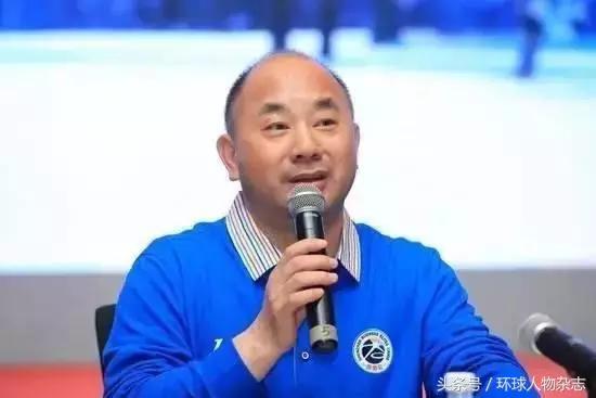 从10元到1100亿,这个农家孩子全世界圈地买矿,成了最隐秘富豪