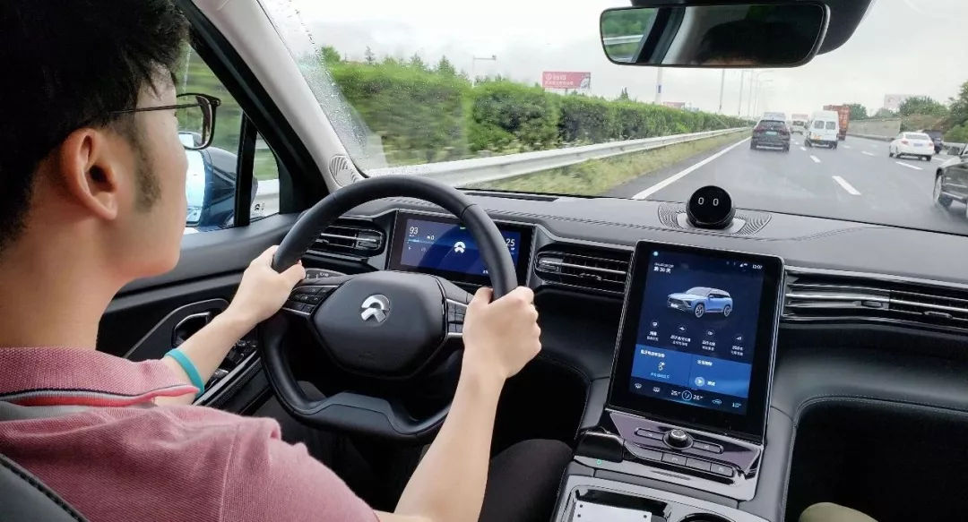 蔚来汽车es8评价,蔚来es8能走多远