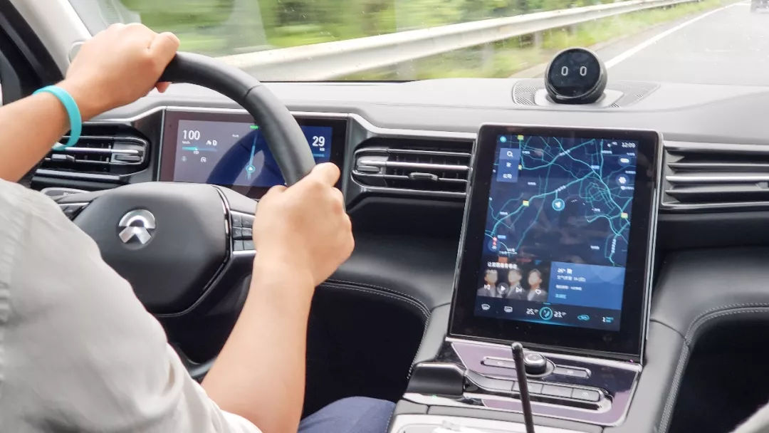 蔚来汽车es8评价,蔚来es8能走多远