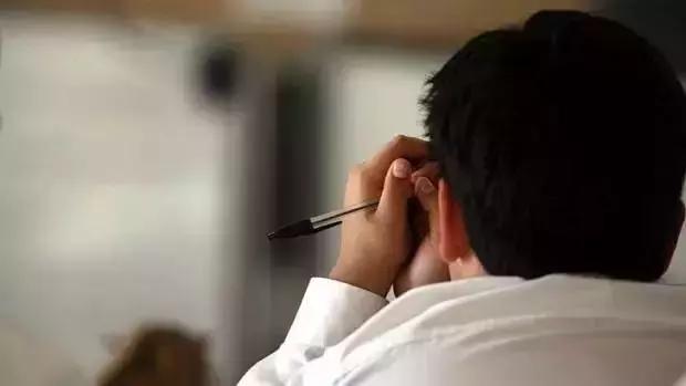 18岁中国留学生跃轨自杀,当场死亡!“我并没有想象的快乐”