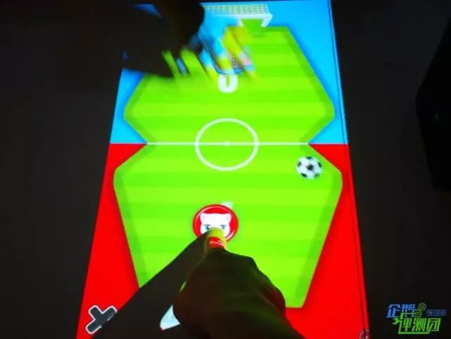 puppycube交互式投影仪评测:投影黑科技,桌面变触屏