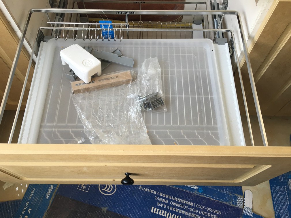 橱柜用砖夹好还是整体橱柜好,整体橱柜好还是砖夹灶台好