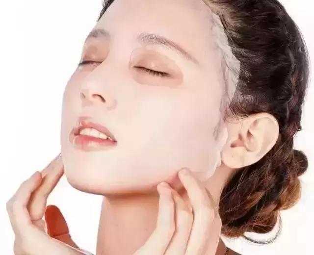 换季秋日肌肤焕活,秋日护肤水润先行