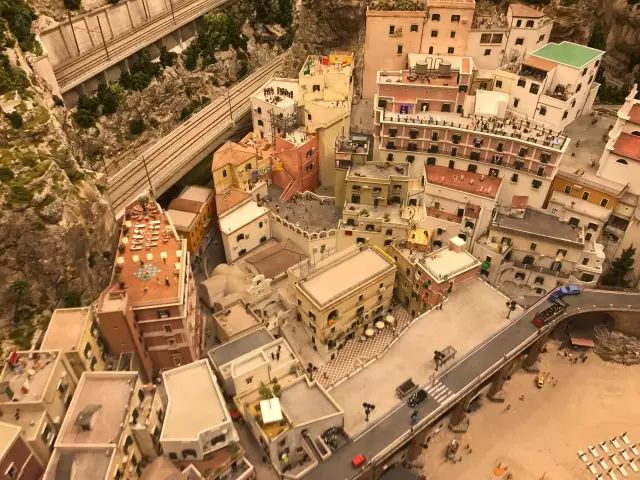 德国汉堡房车旅行 (汉堡房车自驾游)