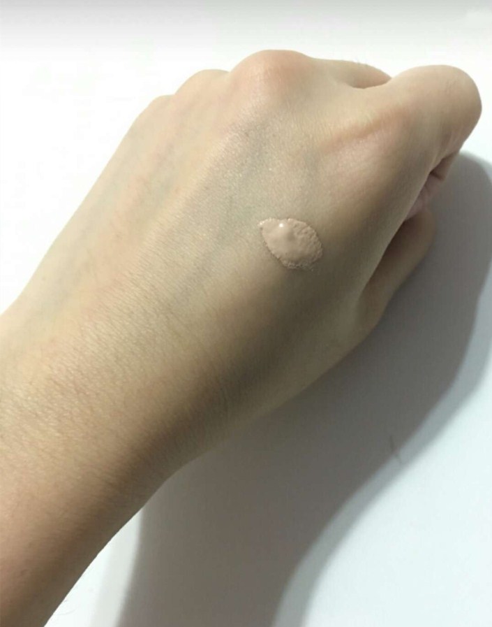 戚薇粉底液推荐,戚薇推荐过的粉底液