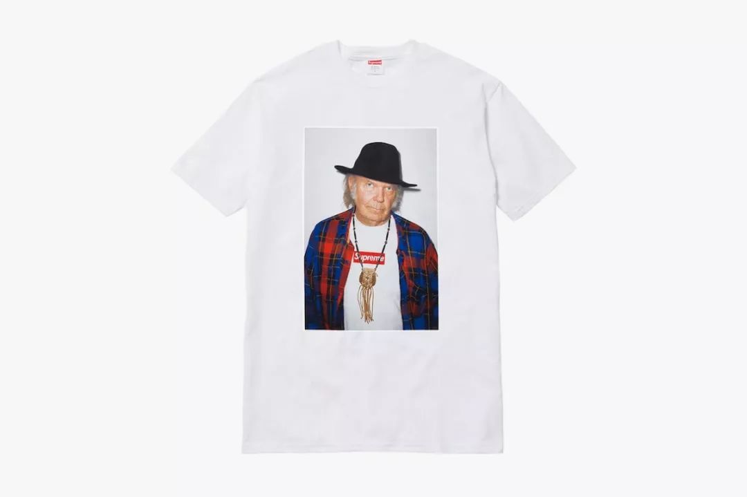 supreme是不是没那么火了,supreme现在还值得入手吗