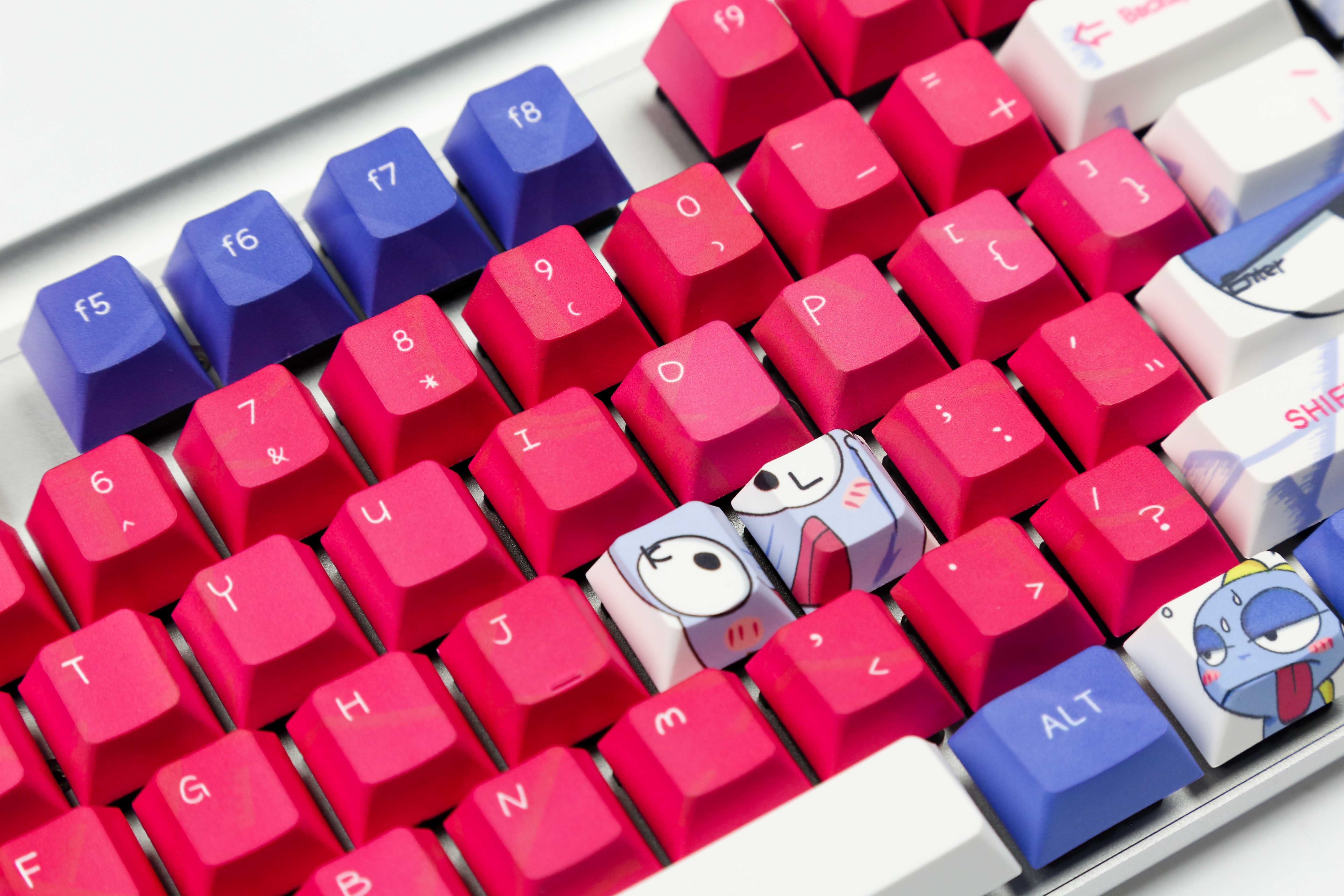 樱桃8.0定制款,樱桃8.0和8.2哪款值得购买