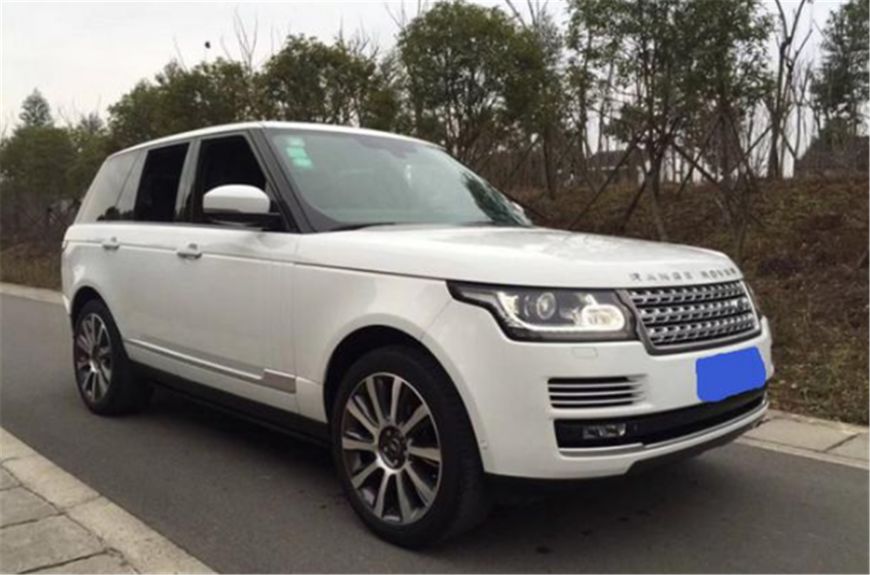 车友展示老板路虎，无意间看到购车发票，购置税能买一辆中级车？