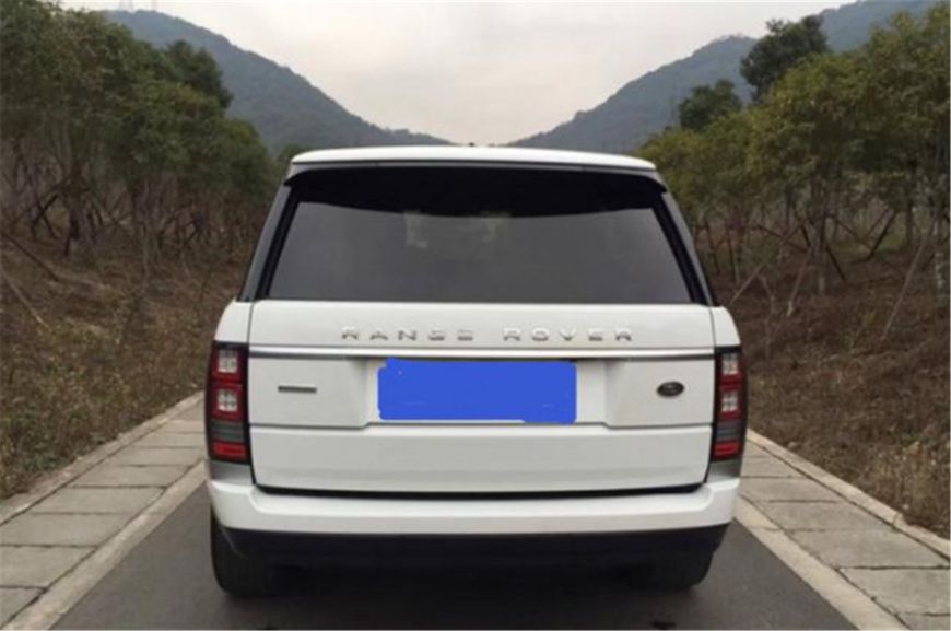 车友展示老板路虎，无意间看到购车发票，购置税能买一辆中级车？