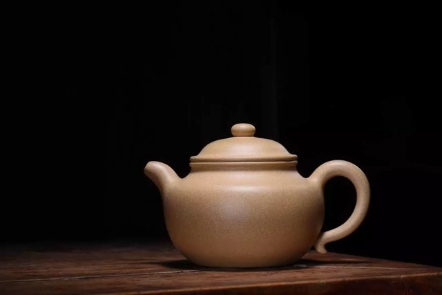 段泥壶养出来的效果,养好的段泥壶