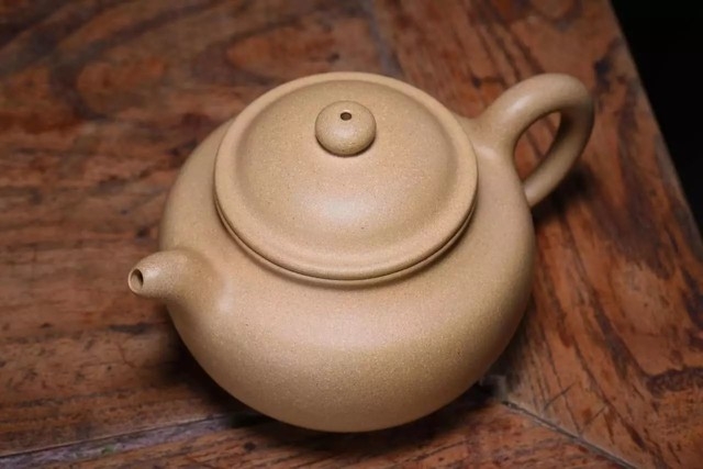 段泥壶养出来的效果,养好的段泥壶