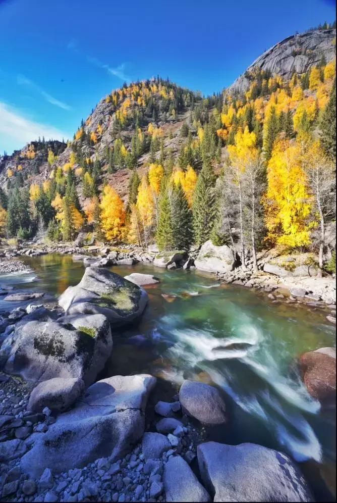 阿勒泰地区可可托海地质公园,新疆可可托海国家森林公园介绍