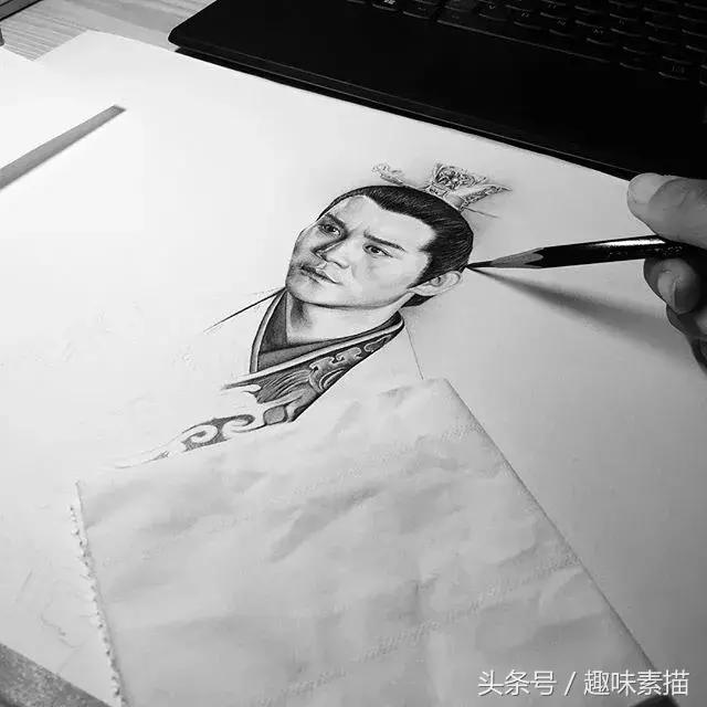 画人物如何画出多而不乱的线条,画人物怎么才画得好小技巧