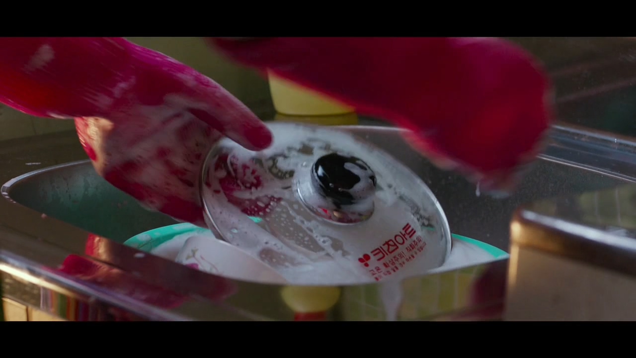 隔壁那人欠了巨额水费，人却失联了：韩国电影无尿点系列