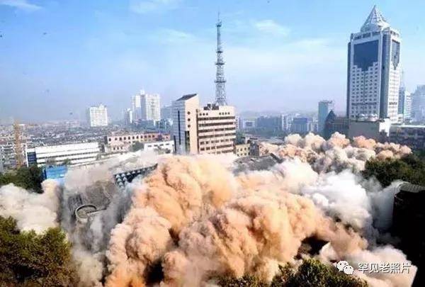 老照片里的江苏镇江,江苏镇江官塘桥老照片