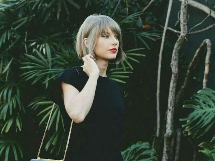 泰勒争取男女平等,泰勒维护女权