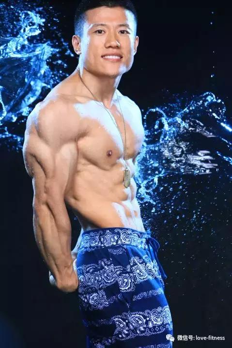 77公斤级力量举深蹲卧推硬拉记录,三大肌肉卧推硬拉深蹲