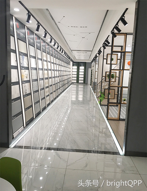 冠军金牌花型砖