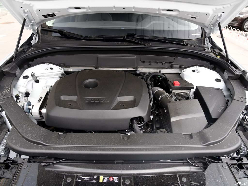 北欧高性能插混suv沃尔沃xc60试驾,2020款沃尔沃xc60深度试驾