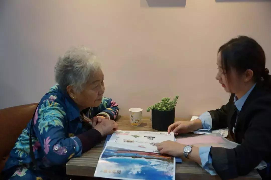 侨亚旅居线*体下**验店开业了