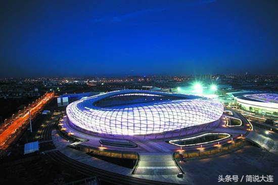 石灰石矿的足球场,大连石灰石矿足球场人数