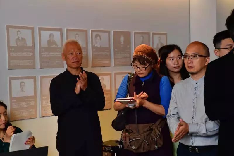 体验派吴晓波，混搭派林依轮，颜控邓潍，中日展他们最关注什么？