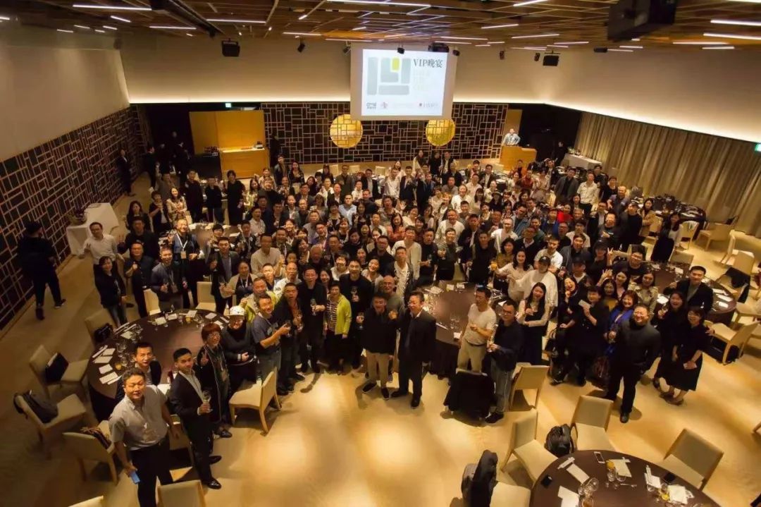 体验派吴晓波，混搭派林依轮，颜控邓潍，中日展他们最关注什么？