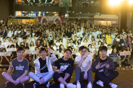 腾讯携华硕MG248QR亮相广州AGF游戏展,超强性能猎杀全场目光