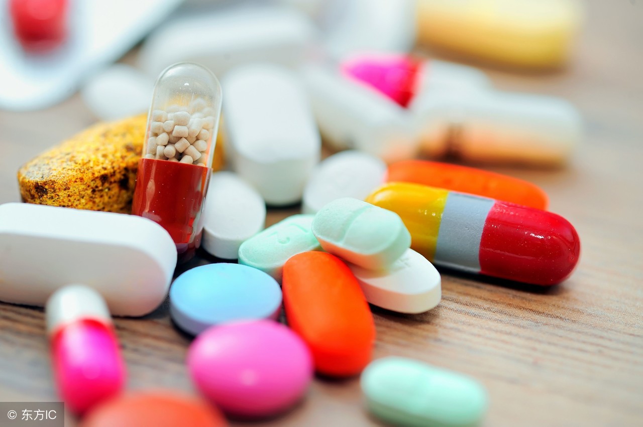 罗红霉素氨溴索片对肾的危害,氨茶碱和罗红霉素一起的毒副作用