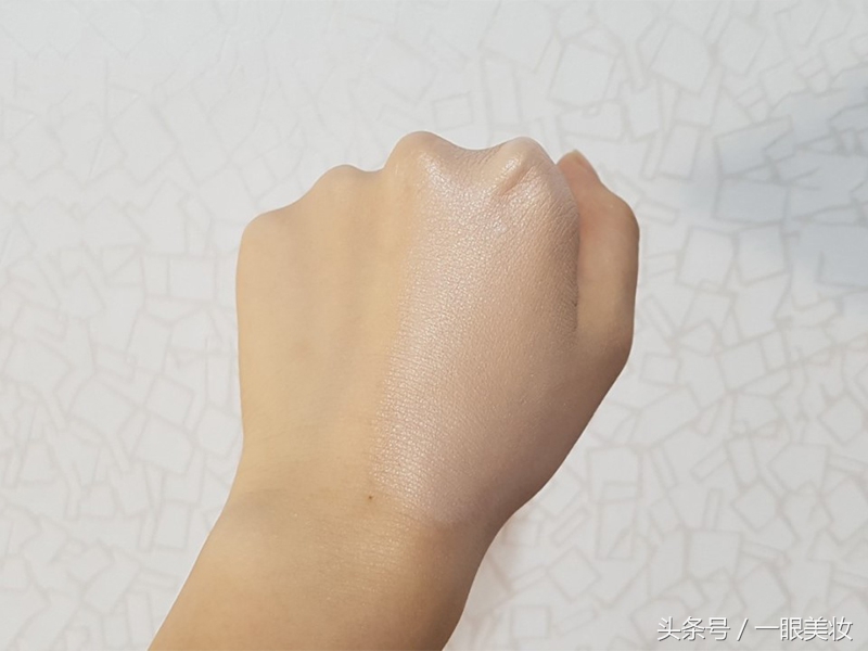 赫拉气垫干皮测评,韩国赫拉黑金气垫测评