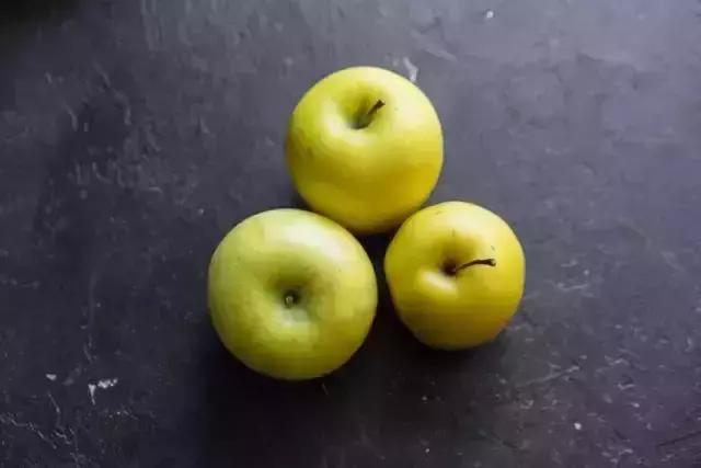 奶酪慕斯苹果,乳酪水果慕斯