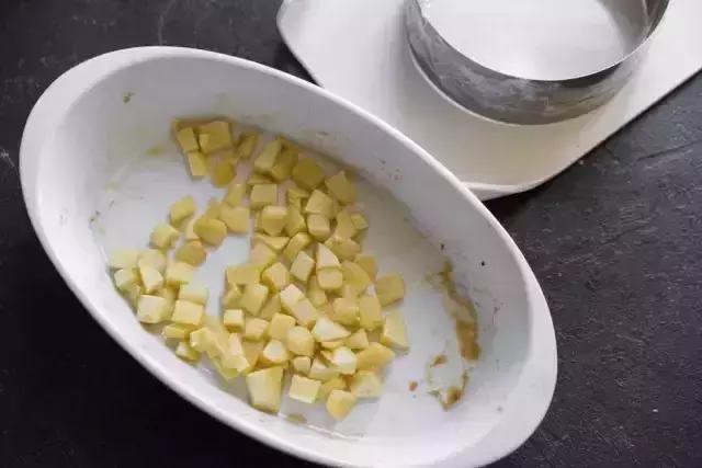 奶酪慕斯苹果,乳酪水果慕斯