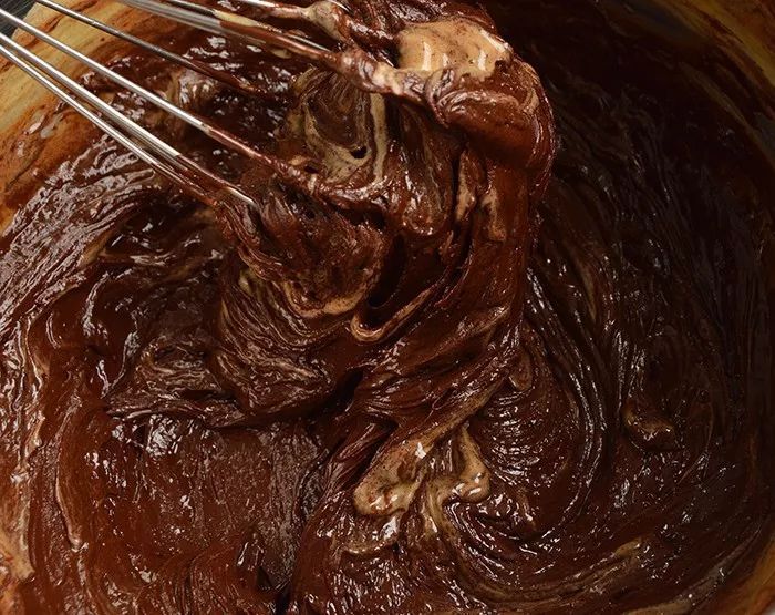 原来蛋糕制作如此简单,做出来的慕斯蛋糕太硬怎么回事